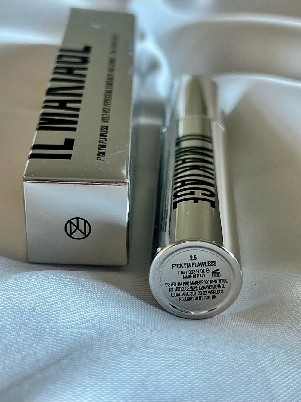 IL MAKIAGE  MULTI-USE PERFECTING CONCEALER
